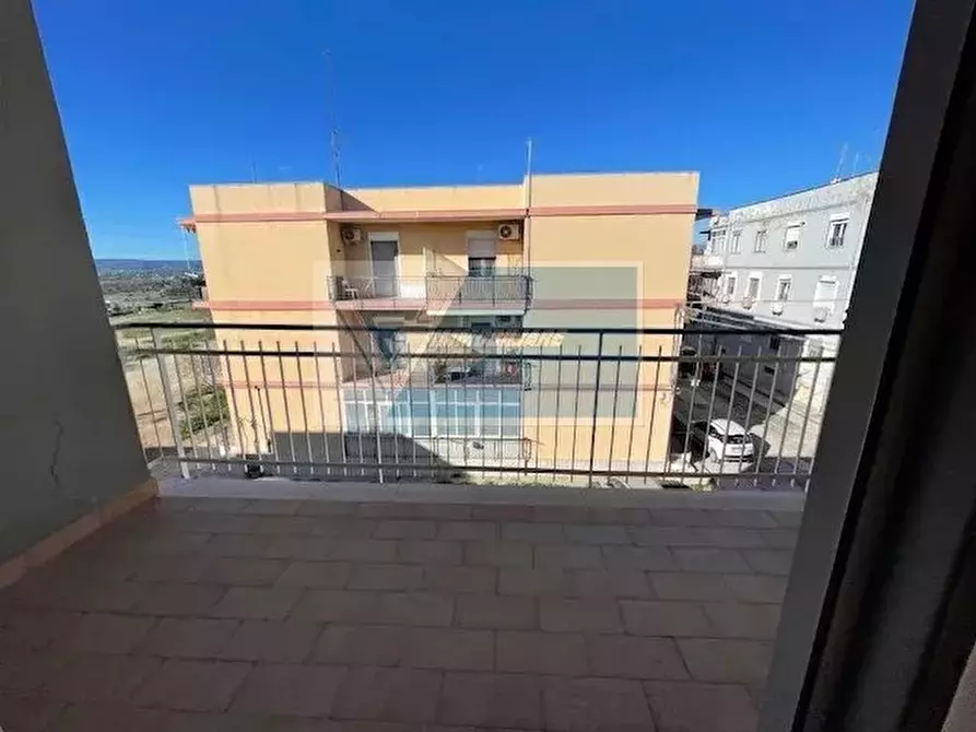 Immagine 6 di Casa trifamiliare in vendita  in Via Monte Bianco a Siracusa