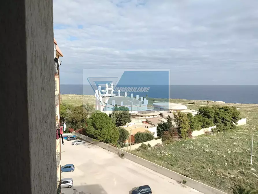 Immagine 16 di Casa trifamiliare in vendita  in Via Vincenzo Boscarino a Siracusa