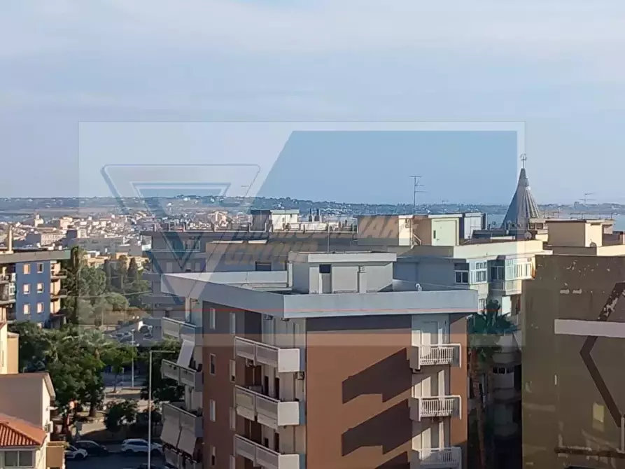 Immagine 4 di Casa trifamiliare in vendita  a Siracusa