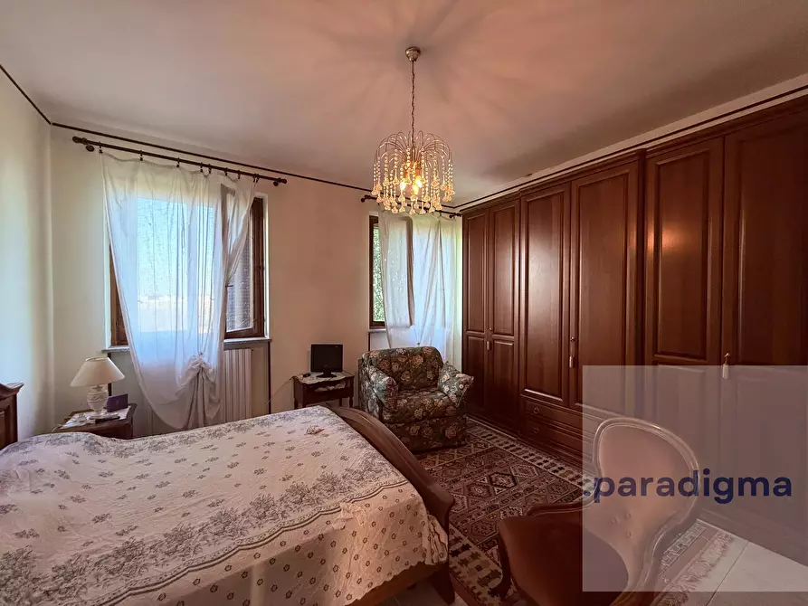 Immagine 14 di Casa trifamiliare in vendita  a Alluvioni Cambio'