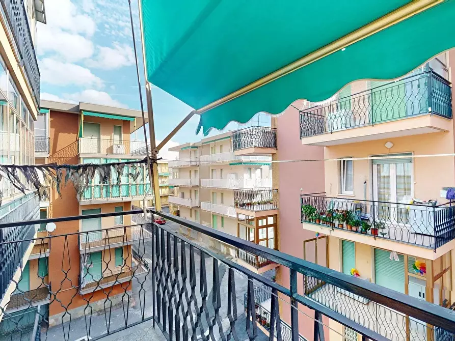 Immagine 20 di Casa trifamiliare in vendita  in Corso Leonardo da Vinci 6 a Borghetto Santo Spirito