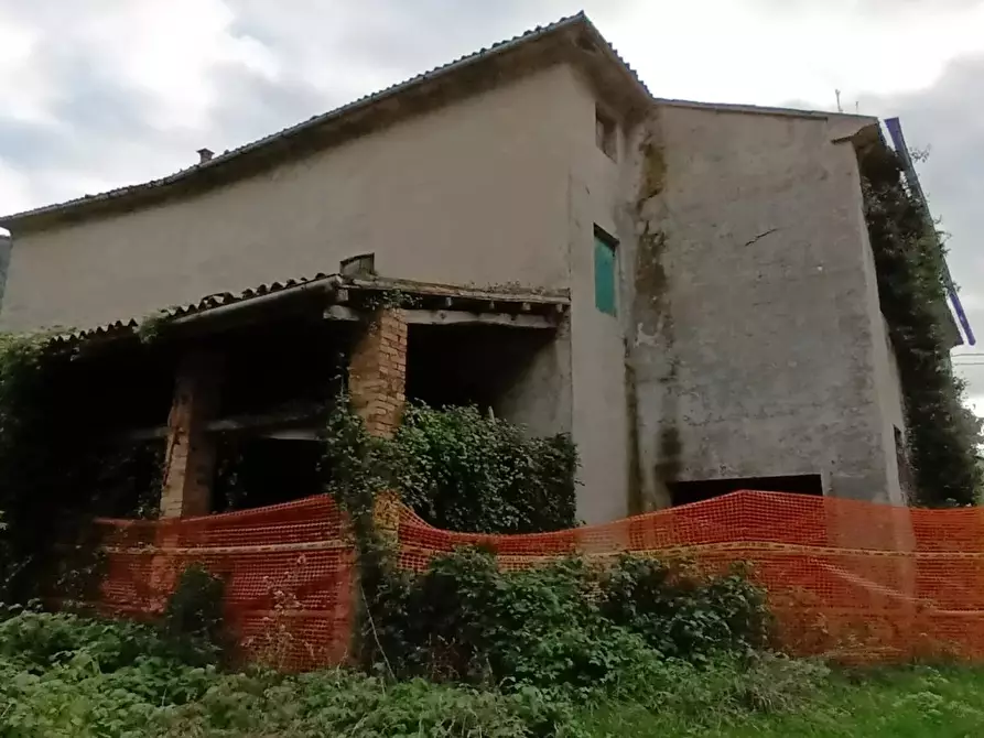 Immagine 3 di Terreno edificabile in vendita  a Refrontolo