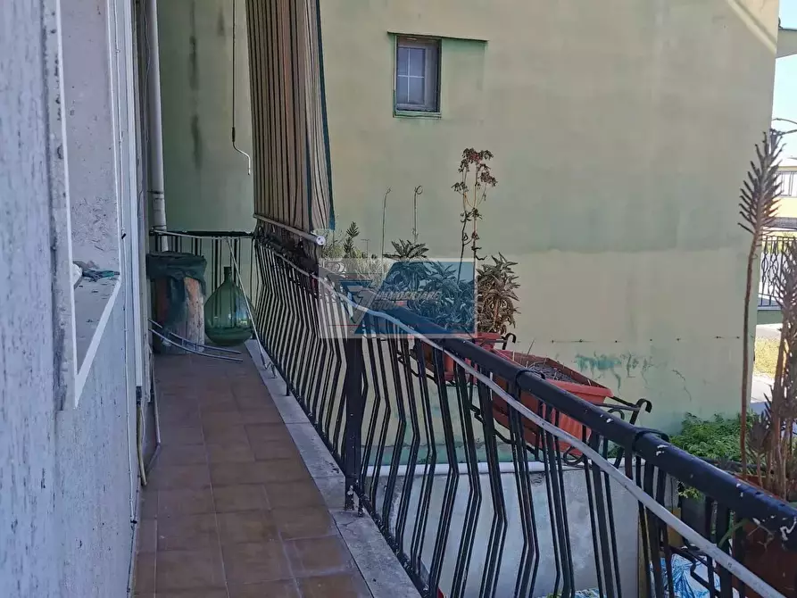 Immagine 6 di Casa trifamiliare in vendita  in VIA TOMMASO EDISON 37 a Buccheri