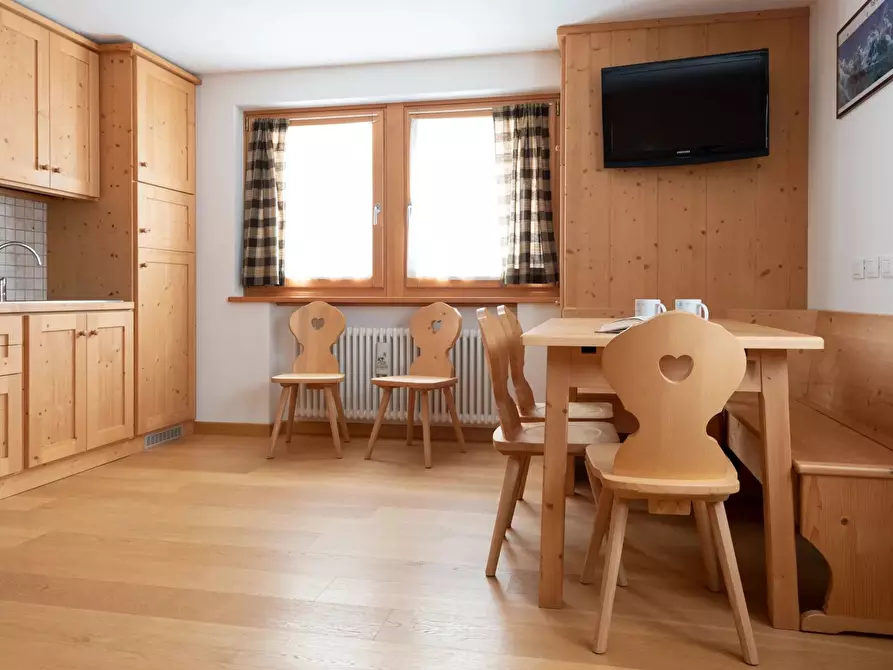 Immagine 3 di Casa trifamiliare in vendita  in Via Adda, 10 a Valdidentro