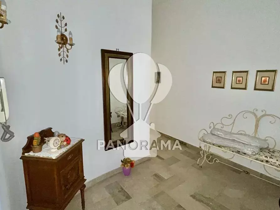 Immagine 15 di Casa trifamiliare in vendita  in Via Torquato Tasso a Alcamo