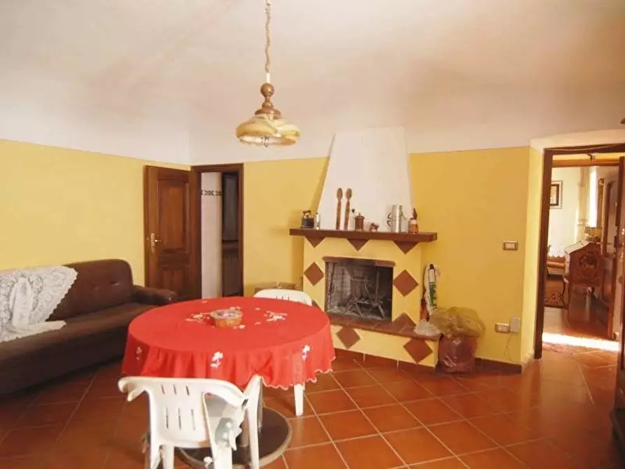 Immagine 5 di Terreno edificabile in vendita  a Dogliani