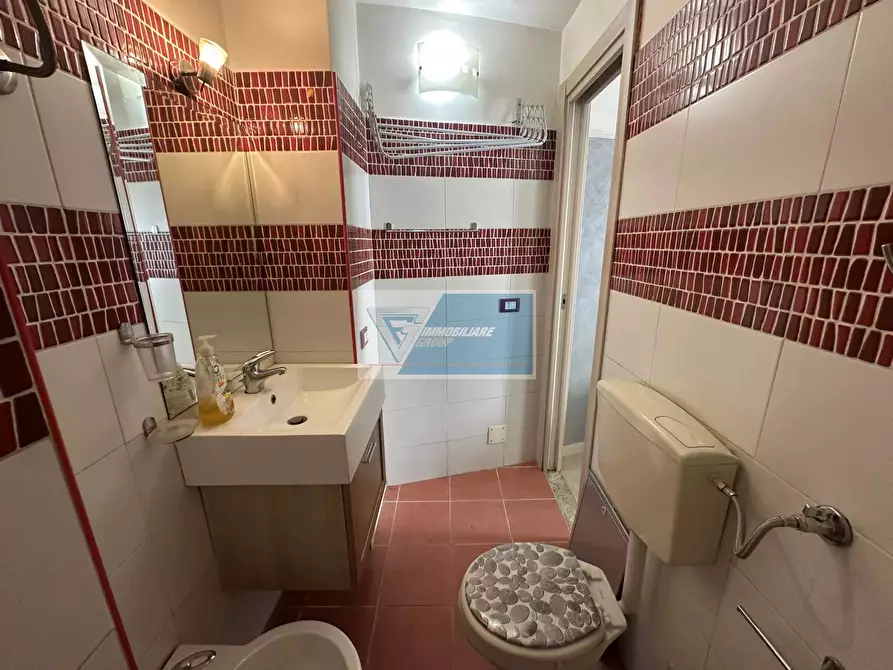 Immagine 8 di Casa trifamiliare in vendita  a Noto