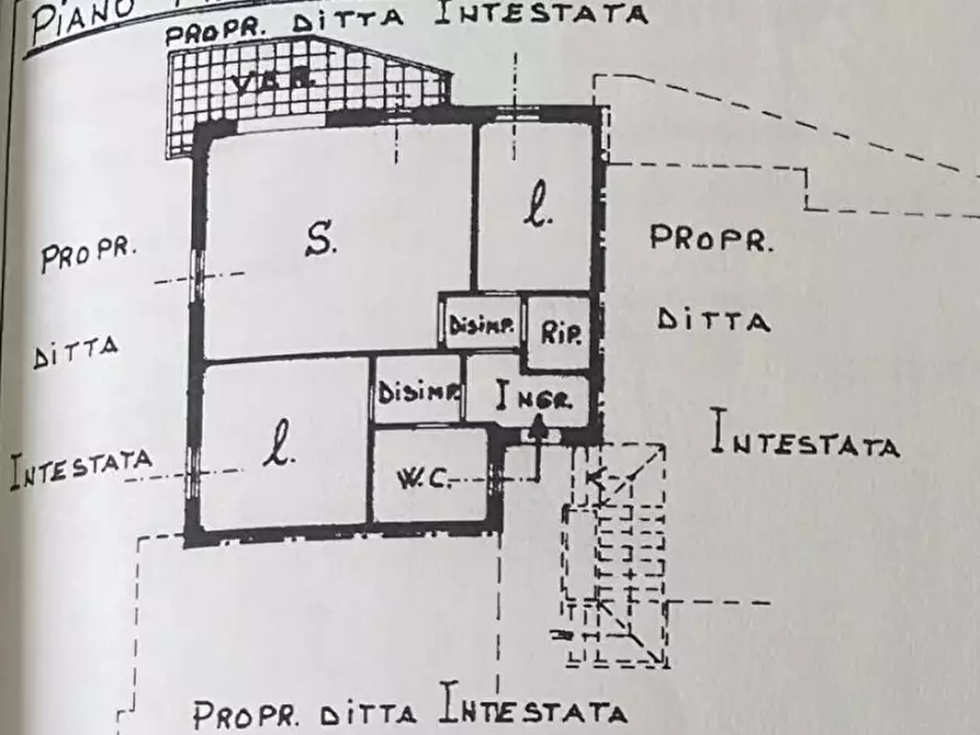 Immagine 38 di Casa trifamiliare in vendita  in Via Brancaleoni Delfina a Arzachena