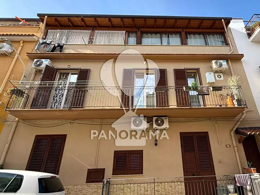 Immagine 49 di Casa trifamiliare in vendita  in Via Galileo Galilei a Balestrate