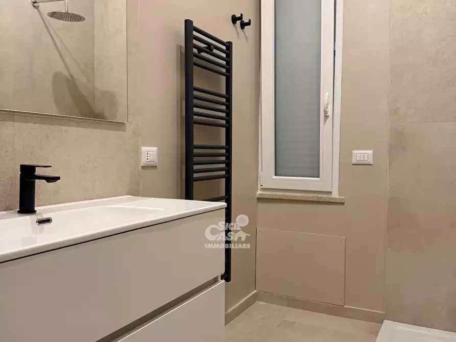 Immagine 36 di Casa trifamiliare in affitto  a Marsala
