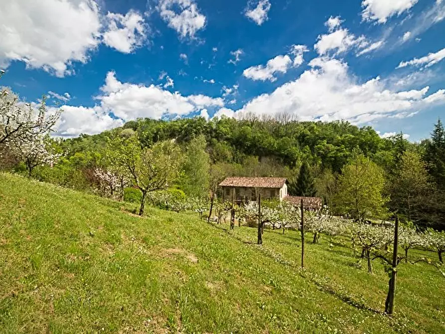 Immagine 26 di Terreno edificabile in vendita  a Refrontolo