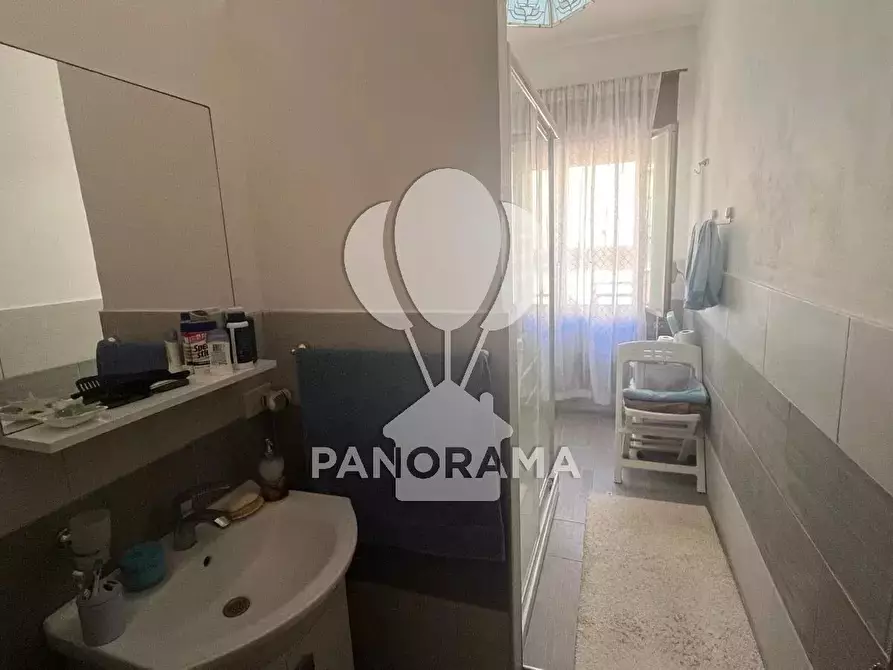 Immagine 9 di Casa trifamiliare in vendita  in Via Kennedy a Balestrate