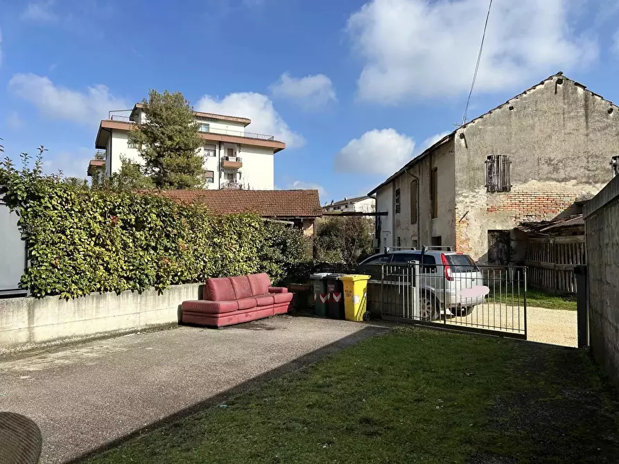 Immagine 18 di Terreno edificabile in vendita  a Conegliano