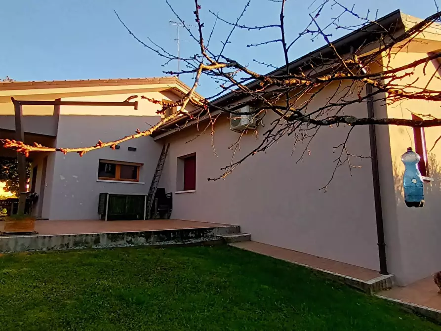 Immagine 67 di Terreno edificabile in vendita  a Refrontolo