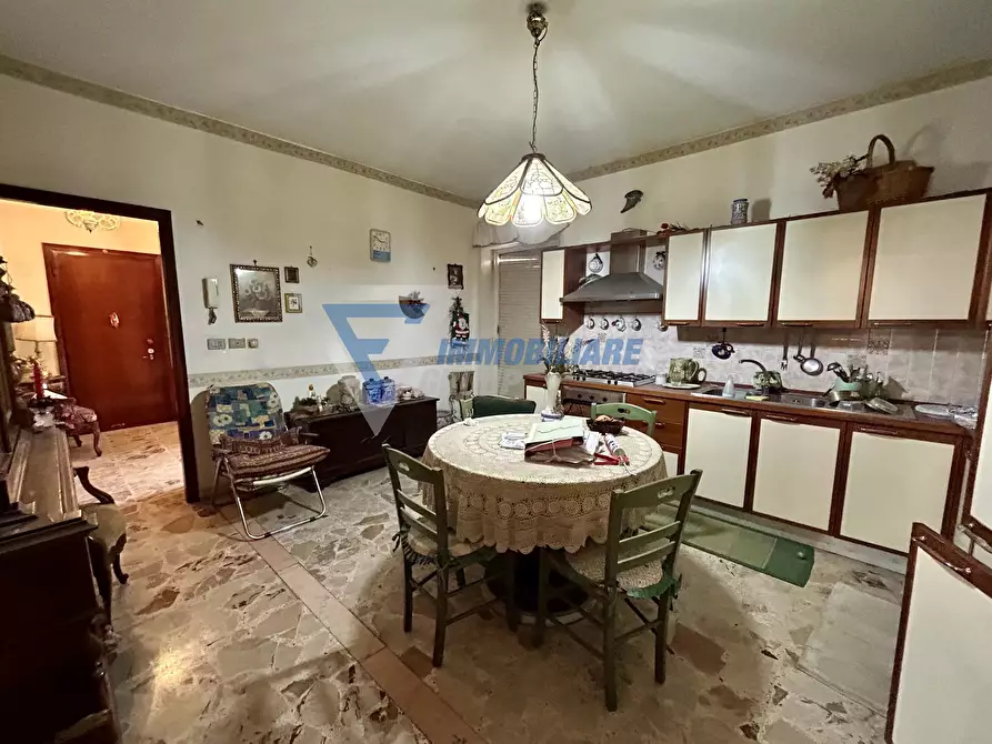 Immagine 10 di Casa trifamiliare in vendita  in Viale Tica a Siracusa