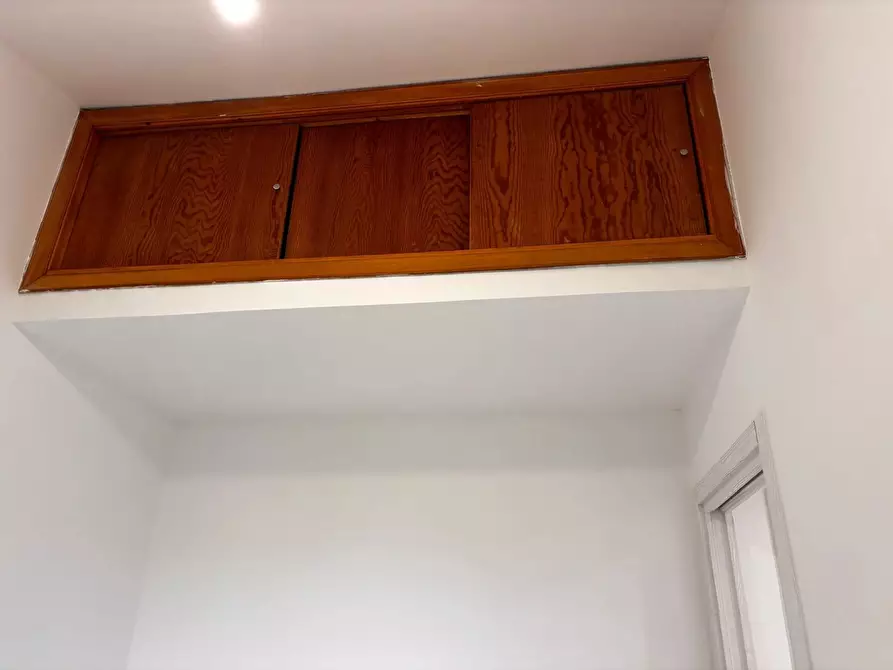 Immagine 14 di Casa trifamiliare in vendita  in Via delle Cinque Miglia a Anzio