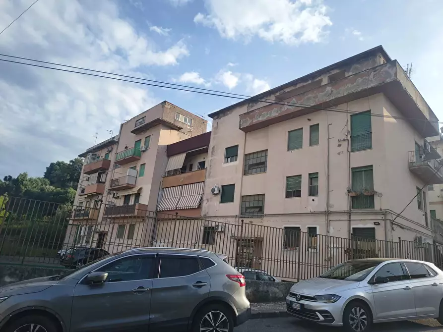 Immagine 1 di Casa trifamiliare in vendita  in Via Muzio Attendolo Sforza, 1 a Messina