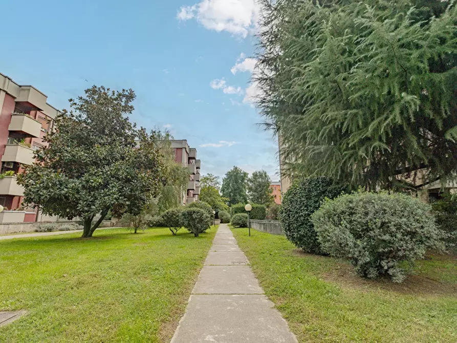 Immagine 13 di Casa trifamiliare in affitto  in Via Fratelli Baggi, 15 a Lodi