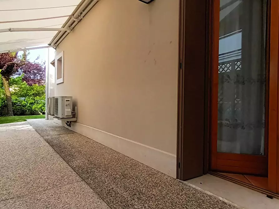 Immagine 6 di Terreno edificabile in vendita  a Conegliano