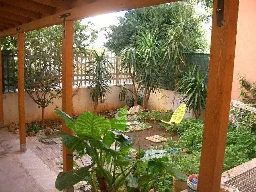 Immagine 11 di Casa trifamiliare in vendita  a Marsala