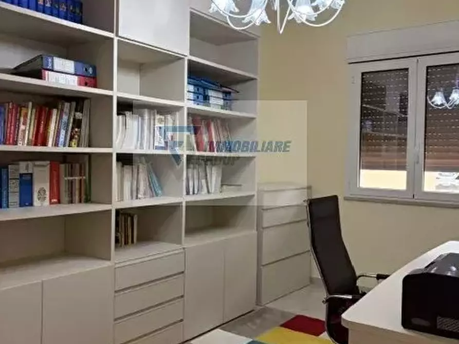 Immagine 43 di Casa trifamiliare in vendita  in Via San Giovanni a Buccheri