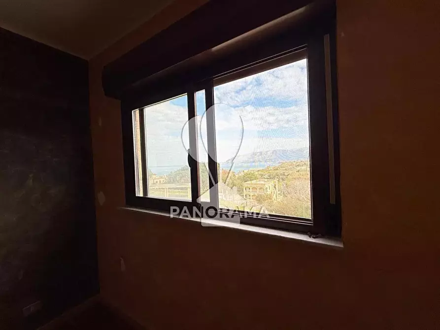 Immagine 4 di Casa trifamiliare in vendita  in Via Portella della Ginestra a Balestrate