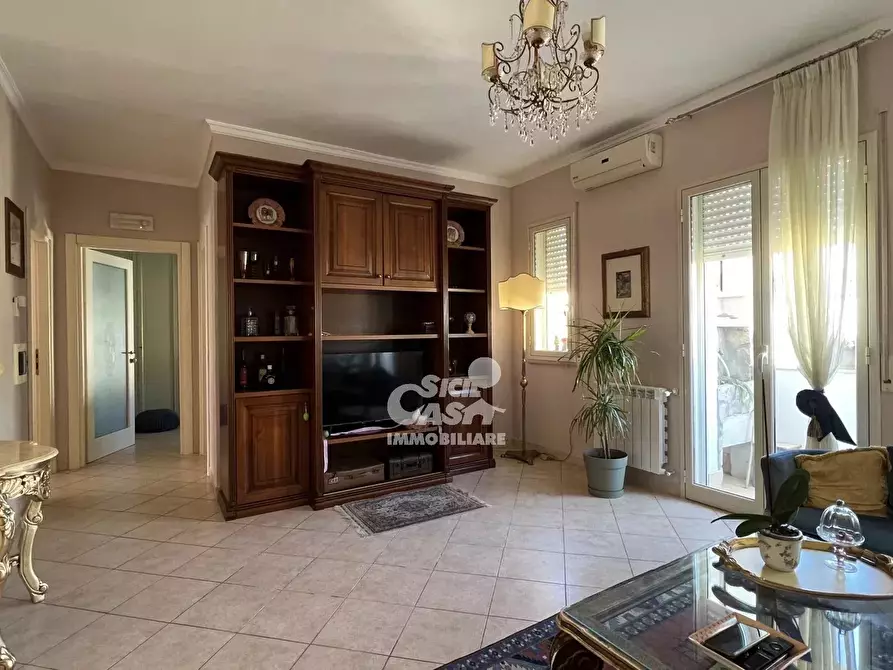 Immagine 8 di Casa trifamiliare in vendita  a Marsala