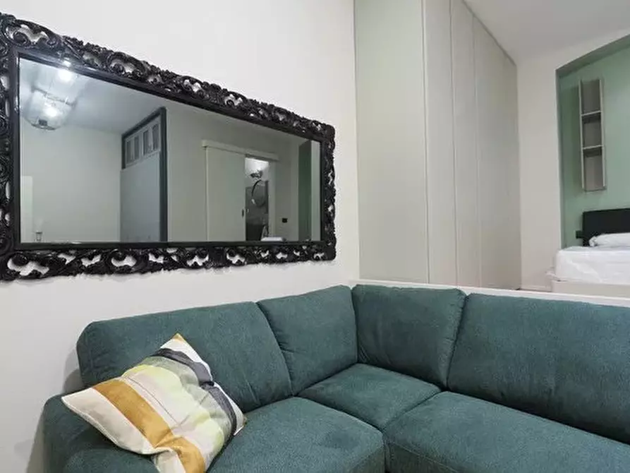 Immagine 6 di Casa trifamiliare in affitto  in VIA LUIGI CAGNOLA , 6. a Milano