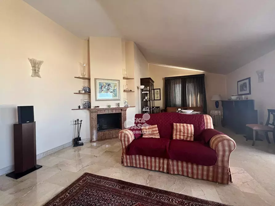 Immagine 9 di Casa trifamiliare in vendita  a Marsala