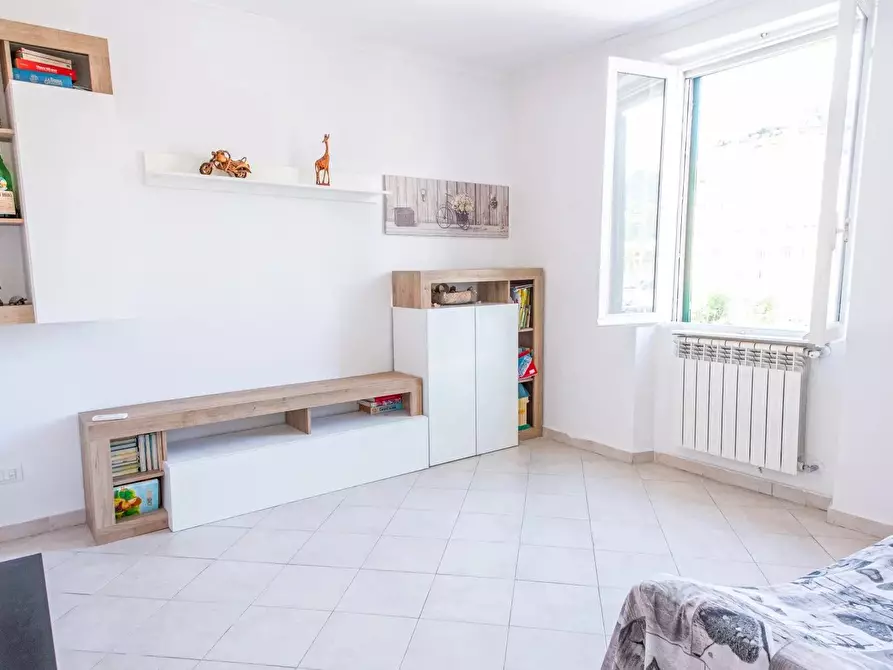 Immagine 1 di Casa trifamiliare in vendita  a Ventimiglia