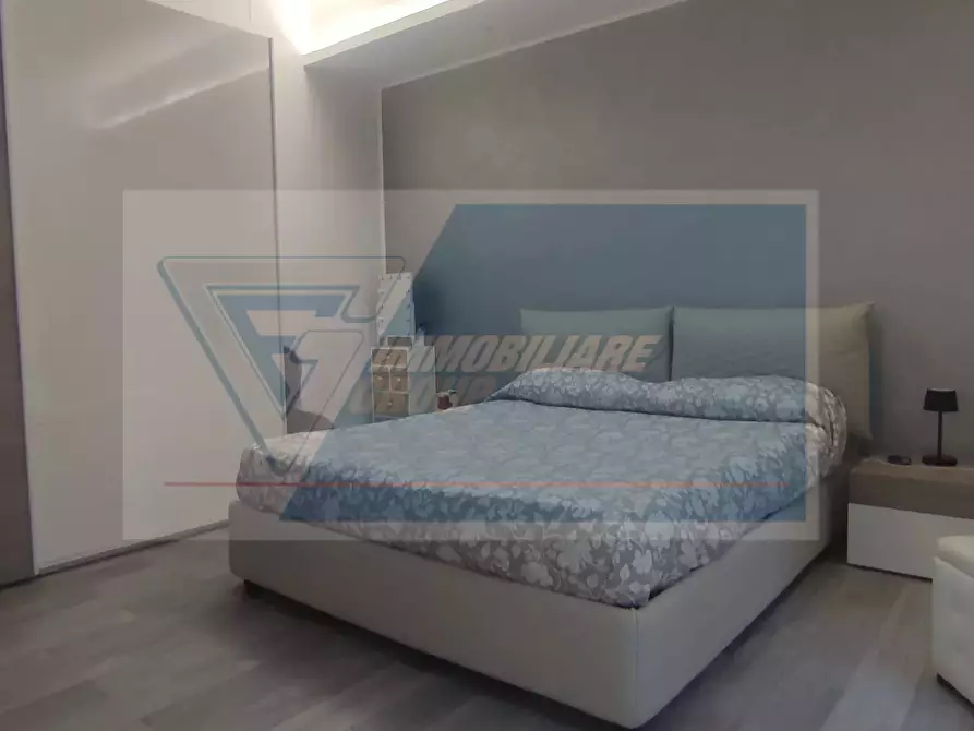 Immagine 10 di Casa trifamiliare in vendita  in Via Socrate a Siracusa