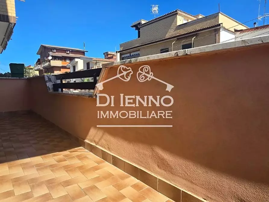 Immagine 14 di Casa trifamiliare in vendita  in Via Bernardo Minozzi a Roma