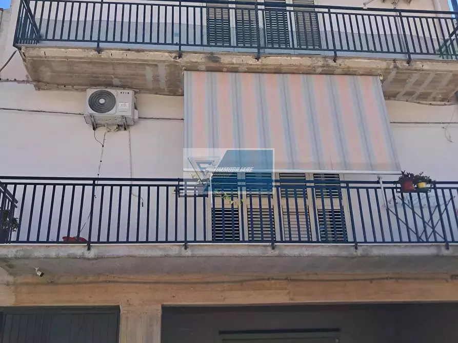 Immagine 7 di Casa trifamiliare in vendita  in Via Giuseppe Giusti, 25 a Buccheri