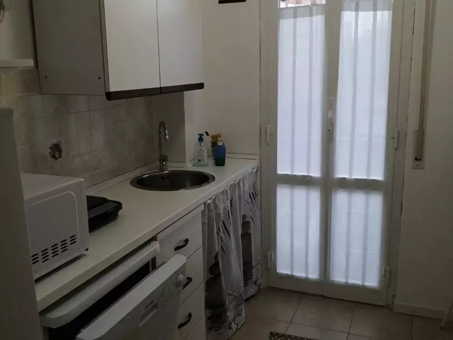 Immagine 11 di Casa trifamiliare in affitto  a Milano