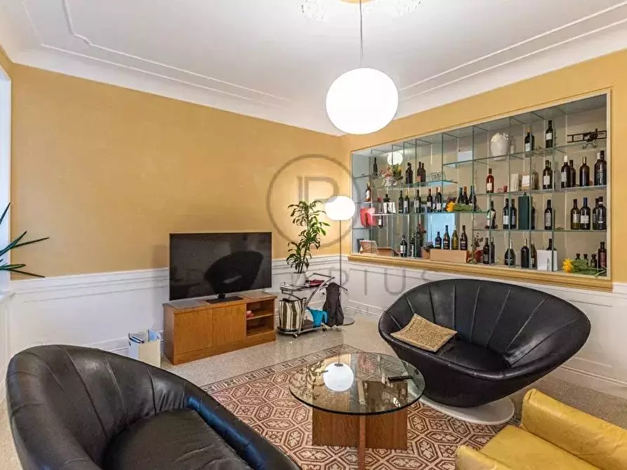 Immagine 37 di Attico in vendita  in staffolo a Staffolo