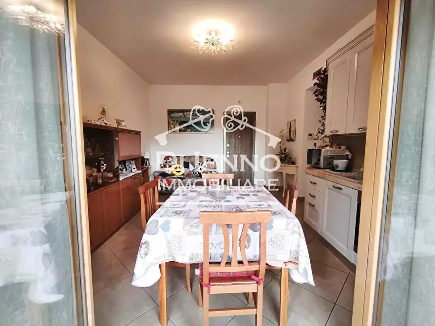 Immagine 11 di Casa trifamiliare in vendita  in Largo Ines Bedeschi a Roma