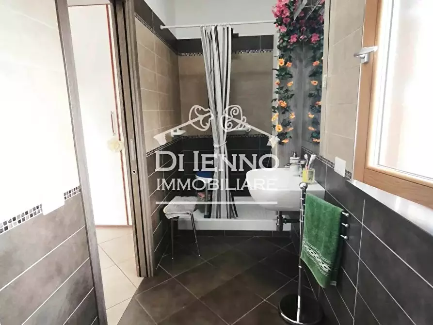 Immagine 33 di Casa trifamiliare in vendita  in Largo Ines Bedeschi a Roma