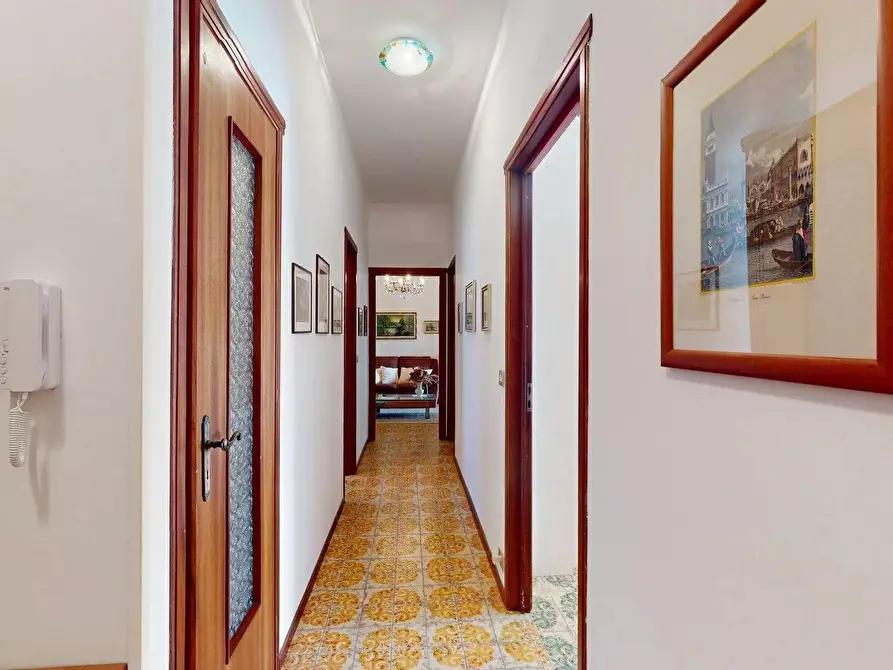 Immagine 1 di Casa trifamiliare in vendita  in Via Bologna, 9 a Borghetto Santo Spirito