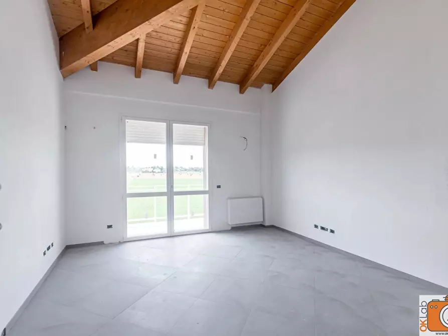 Immagine 11 di Casa trifamiliare in vendita  in STRADA ARGINI a Parma
