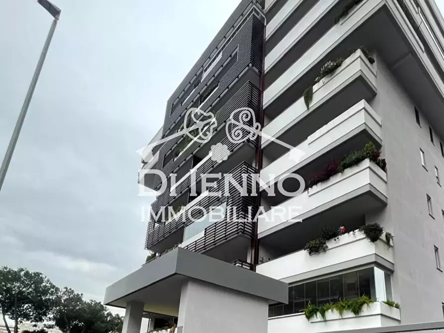 Immagine 2 di Casa trifamiliare in affitto  in Via Vitaliano Brancati a Roma