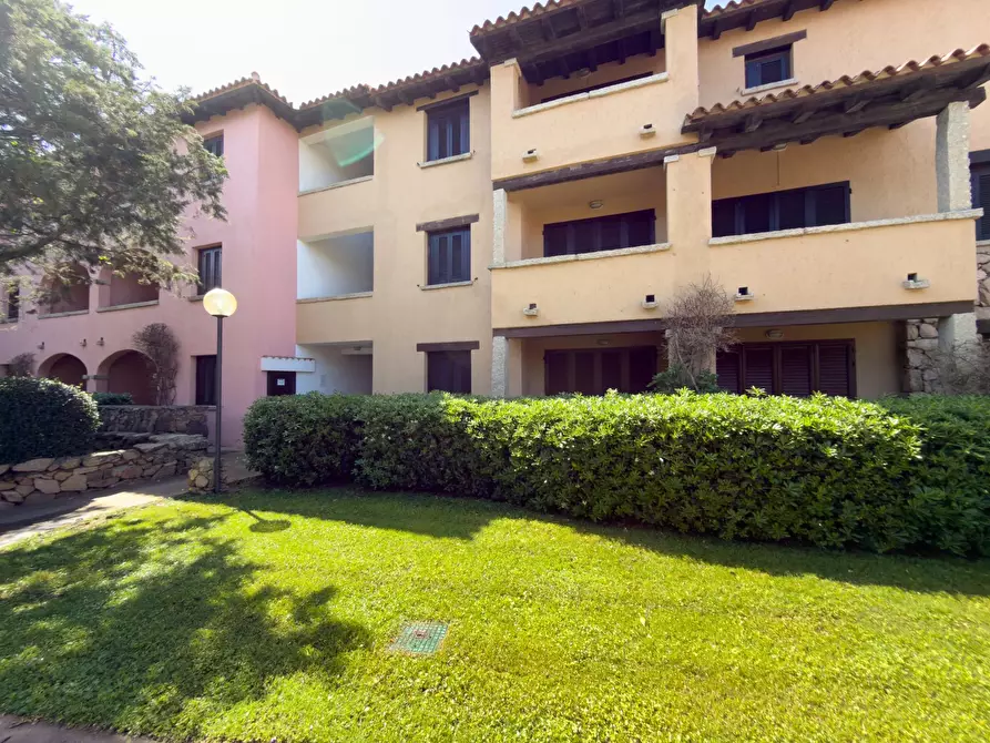 Immagine 34 di Casa trifamiliare in vendita  in Via della Bilancia, 8 a Olbia