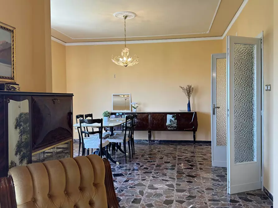 Immagine 5 di Casa trifamiliare in vendita  in Contrada Guarassano a Cosenza