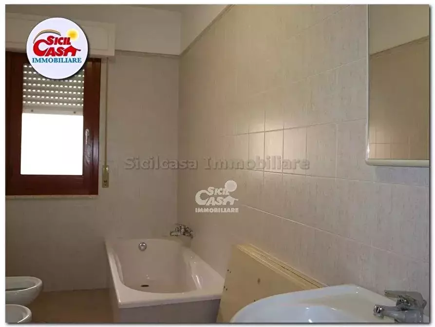 Immagine 9 di Castello in vendita  a Marsala