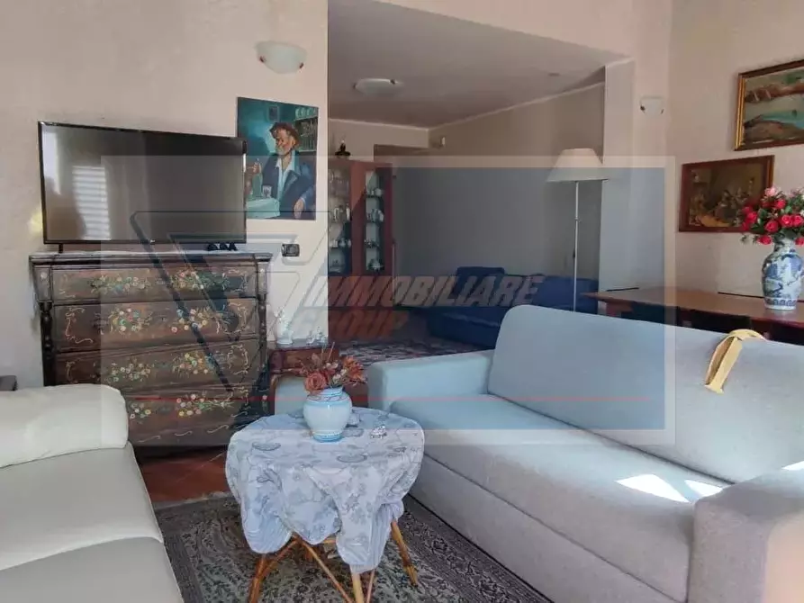 Immagine 6 di Casa trifamiliare in vendita  in VIA RIVIERA DIONISIO IL GRANDE a Siracusa