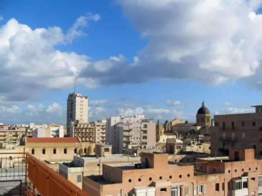Immagine 10 di Casa trifamiliare in vendita  a Marsala