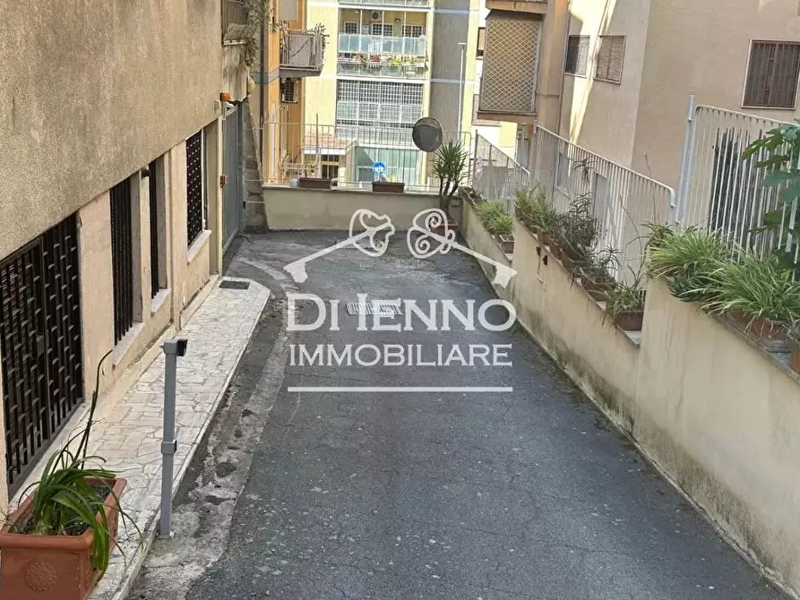 Immagine 1 di Villa in vendita  in Via Giacinta Pezzana a Roma