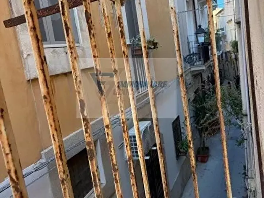 Immagine 40 di Casa trifamiliare in vendita  in Vicolo I Alla Giudecca a Siracusa