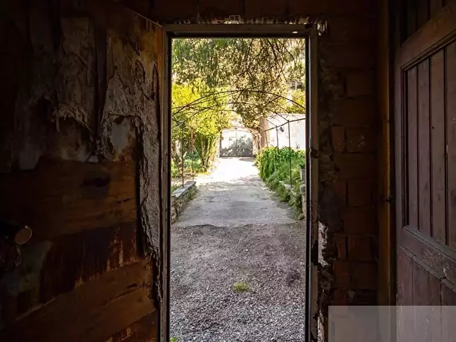 Immagine 10 di Terreno edificabile in vendita  a Ventimiglia
