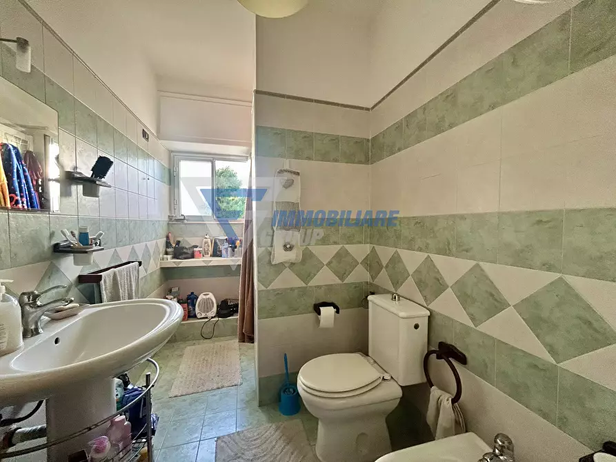 Immagine 9 di Casa trifamiliare in vendita  in Via Biancavilla a Siracusa