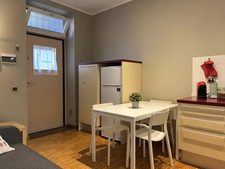 Immagine 4 di Casa trifamiliare in affitto  in VIA PONTIDA, 4. a Milano